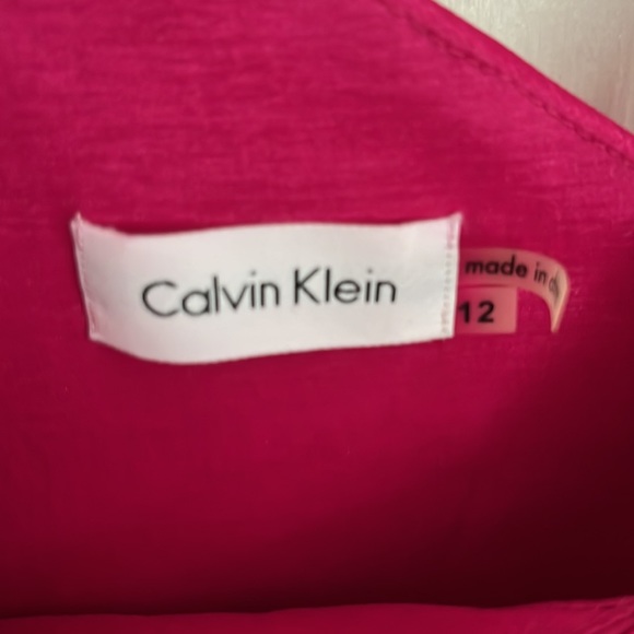 Pink/fuschia ruched shoulder dress - Calvin Klein - size 12 - Picture 3 of 3